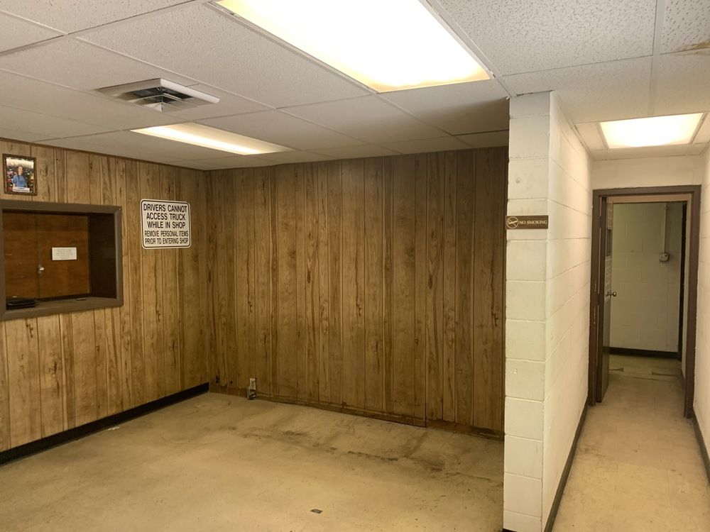 1111 W US Highway 20, Michigan City, IN 46360